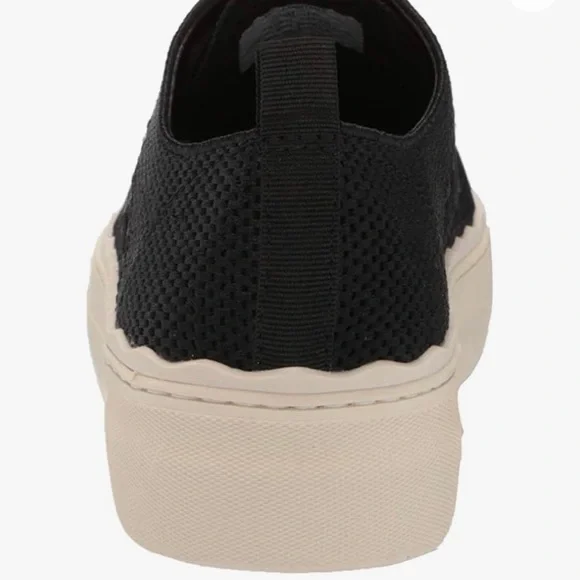 🆕🖤Vince Camuto “Jamminna” Sneaker🖤🆕 - Picture 6 of 10